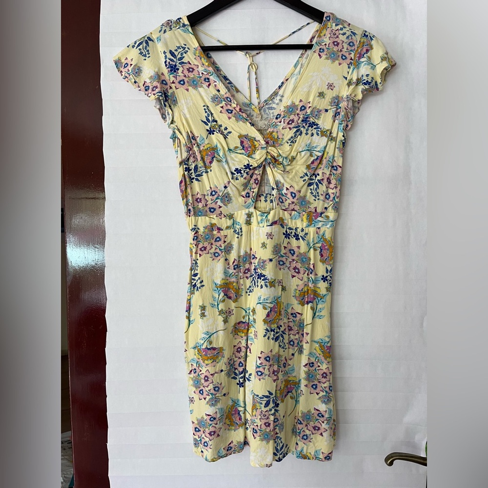 Floral Twist Front Cutout Maxi Dress - Yellow Floral size S - Picture 7 of 10